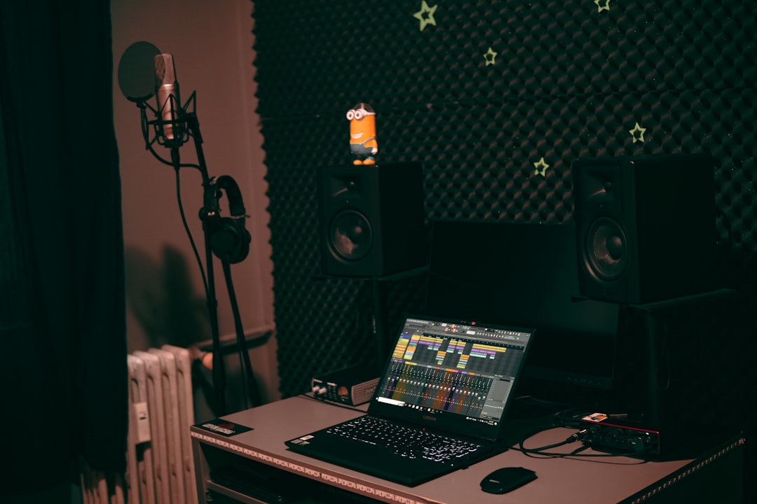 Photo YouTube Music Studio